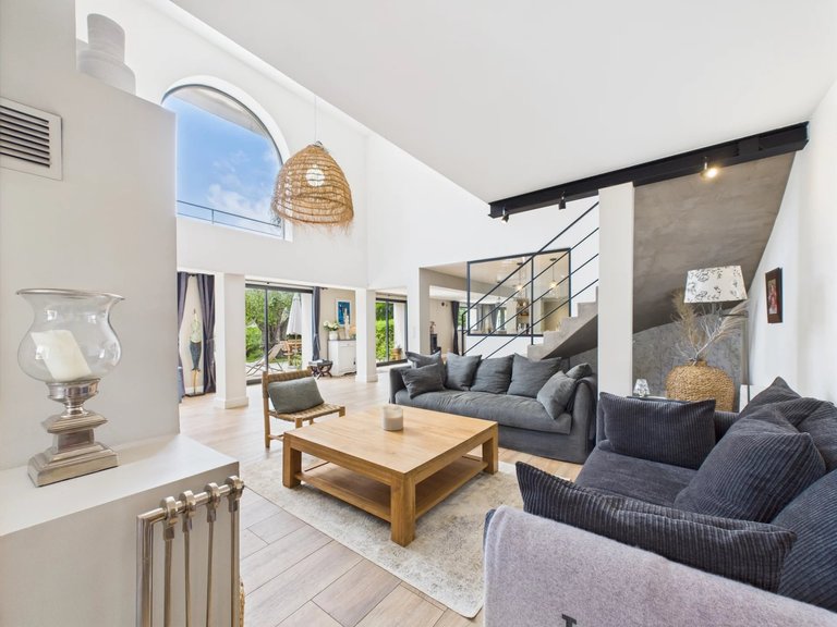 Villa for Sale in Roquefort Les Pins, Mougins, Valbonne, Grasse Area 5