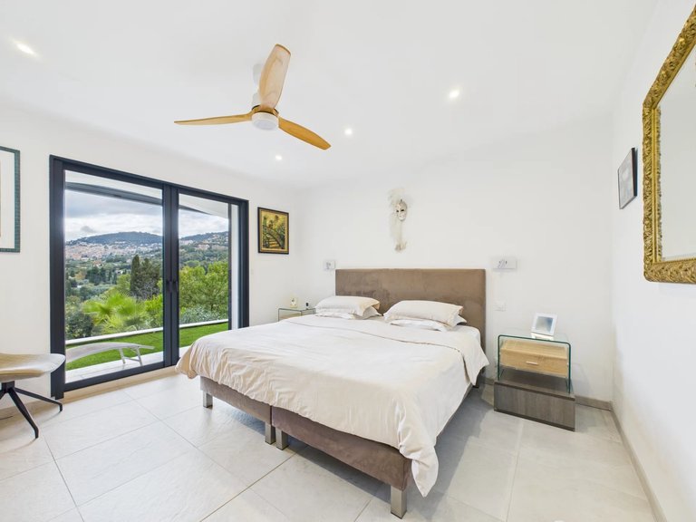 Villa for Sale in Grasse, Mougins, Valbonne, Grasse Area 14