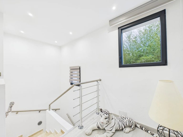 Villa for Sale in Grasse, Mougins, Valbonne, Grasse Area 17