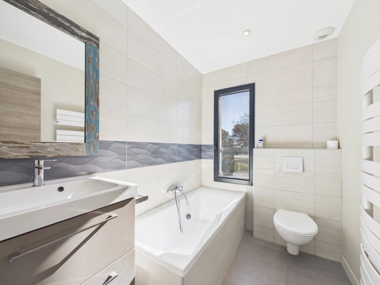 Villa for Sale in Roquefort Les Pins, Mougins, Valbonne, Grasse Area 17