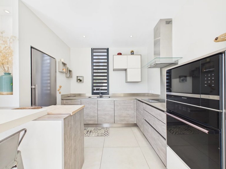Villa for Sale in Roquefort Les Pins, Mougins, Valbonne, Grasse Area 8