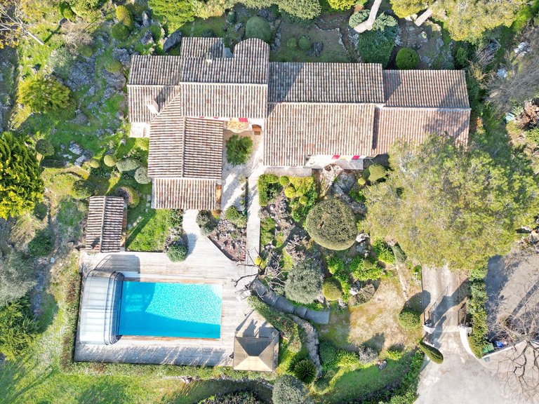 Villa for Sale in Roquefort Les Pins, Mougins, Valbonne, Grasse Area 18