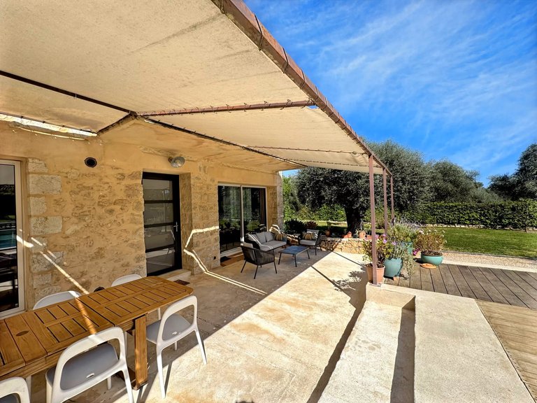 Villa for Sale in Le Rouret, Mougins, Valbonne, Grasse Area 2