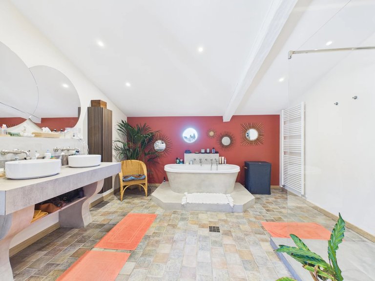 Villa for Sale in Le Rouret, Mougins, Valbonne, Grasse Area 15