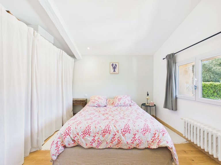 Villa for Sale in Le Rouret, Mougins, Valbonne, Grasse Area 18