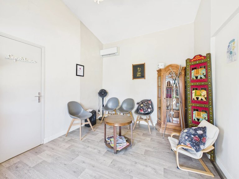 Villa for Sale in Le Rouret, Mougins, Valbonne, Grasse Area 20