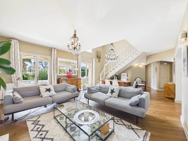 Villa for Sale in Roquefort Les Pins, Mougins, Valbonne, Grasse Area 4