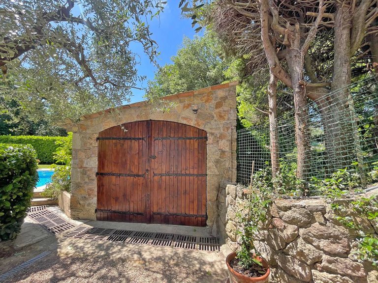 Villa for Sale in Roquefort Les Pins, Mougins, Valbonne, Grasse Area 19