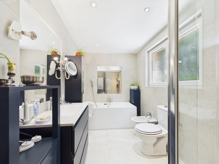 Villa for Sale in Roquefort Les Pins, Mougins, Valbonne, Grasse Area 8
