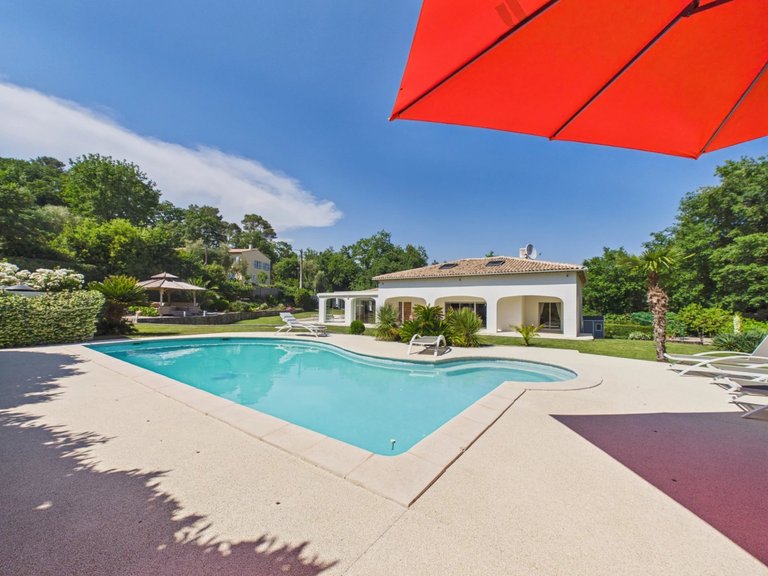 Villa for Sale in Opio, Mougins, Valbonne, Grasse Area 1