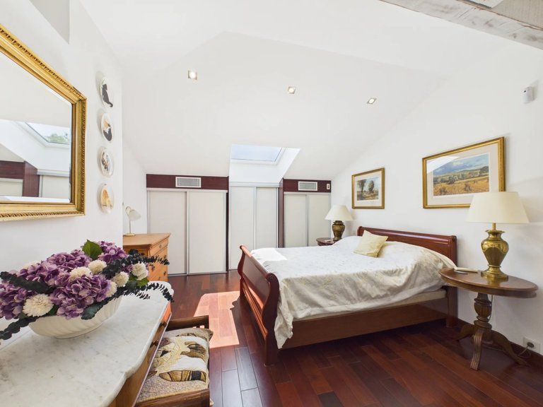 Villa for Sale in Opio, Mougins, Valbonne, Grasse Area 12