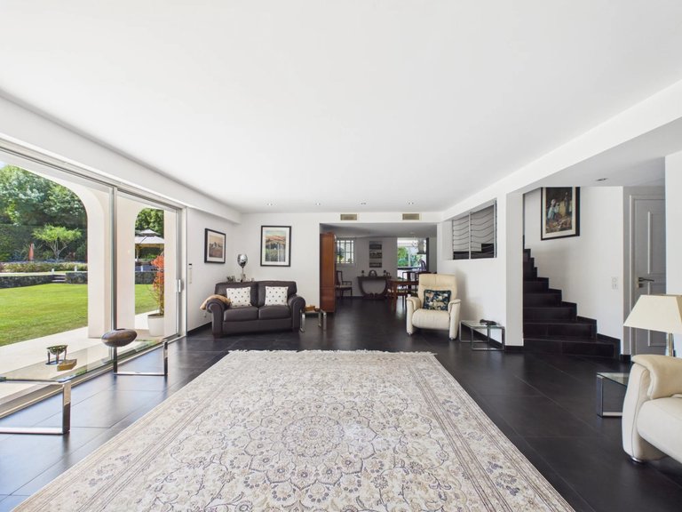 Villa for Sale in Opio, Mougins, Valbonne, Grasse Area 5