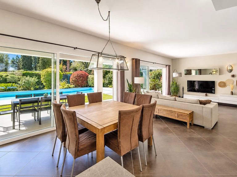 Villa for Sale in Roquefort Les Pins, Mougins, Valbonne, Grasse Area 4