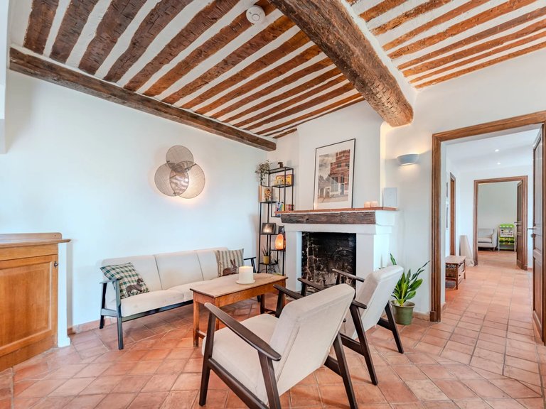 Villa for Sale in Grasse, Mougins, Valbonne, Grasse Area 9