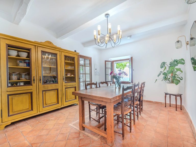 Villa for Sale in Grasse, Mougins, Valbonne, Grasse Area 10