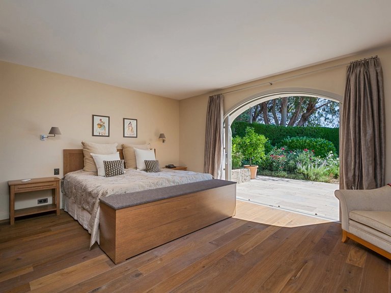 Villa for Sale in Mougins, Mougins, Valbonne, Grasse Area 5