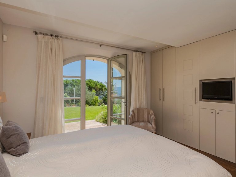 Villa for Sale in Mougins, Mougins, Valbonne, Grasse Area 9