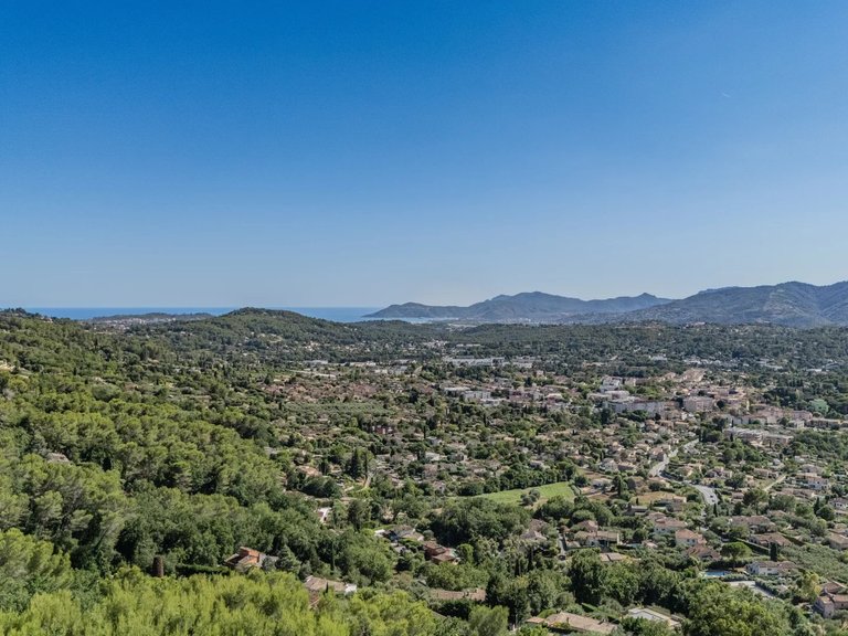 Villa for Sale in Mougins, Mougins, Valbonne, Grasse Area 15
