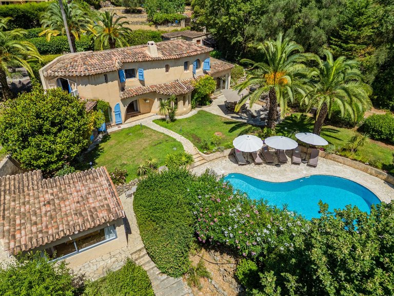Villa for Sale in Chateauneuf Grasse, Mougins, Valbonne, Grasse Area 2