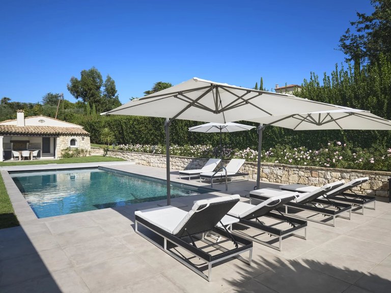 Villa for Sale in Chateauneuf Grasse, Mougins, Valbonne, Grasse Area 6