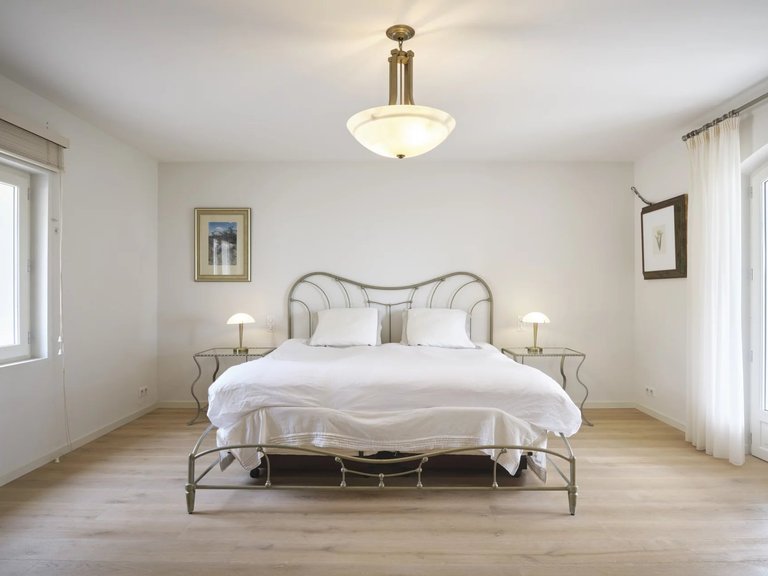 Villa for Sale in Chateauneuf Grasse, Mougins, Valbonne, Grasse Area 16