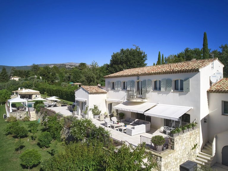 Villa for Sale in Chateauneuf Grasse, Mougins, Valbonne, Grasse Area 5