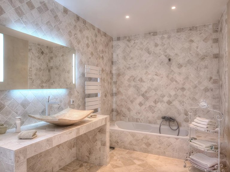 Villa for Sale in Valbonne, Mougins, Valbonne, Grasse Area 19