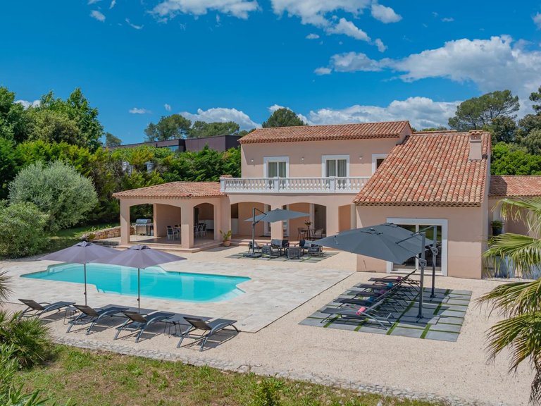 Villa for Sale in Valbonne, Mougins, Valbonne, Grasse Area 6