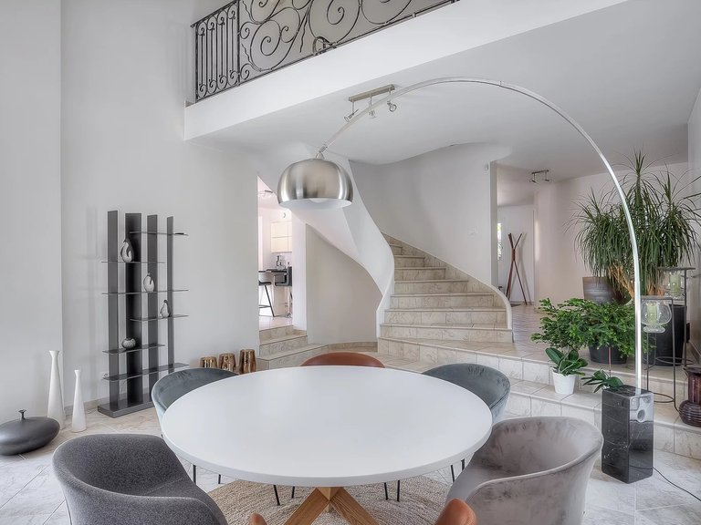 Villa for Sale in Valbonne, Mougins, Valbonne, Grasse Area 12