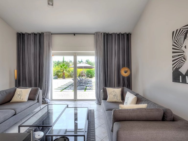 Villa for Sale in Valbonne, Mougins, Valbonne, Grasse Area 14