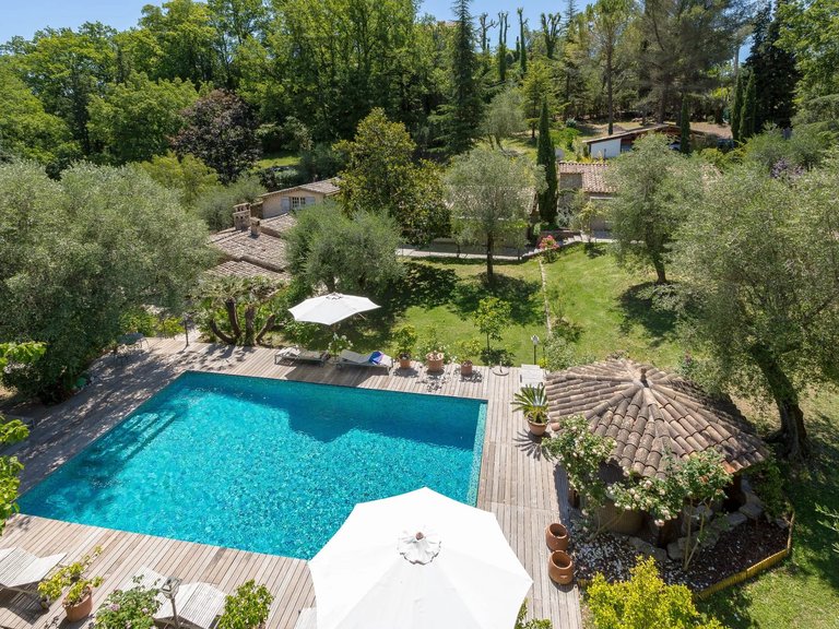 Villa for Sale in Opio, Mougins, Valbonne, Grasse Area 2
