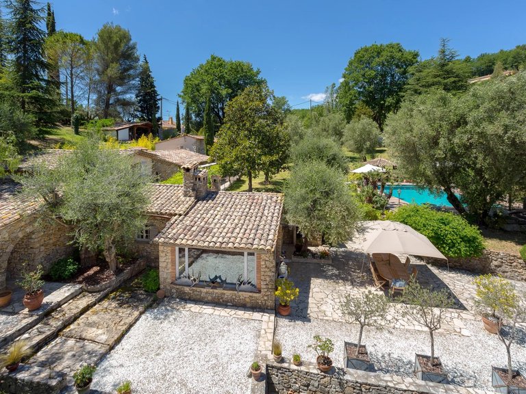 Villa for Sale in Opio, Mougins, Valbonne, Grasse Area 14