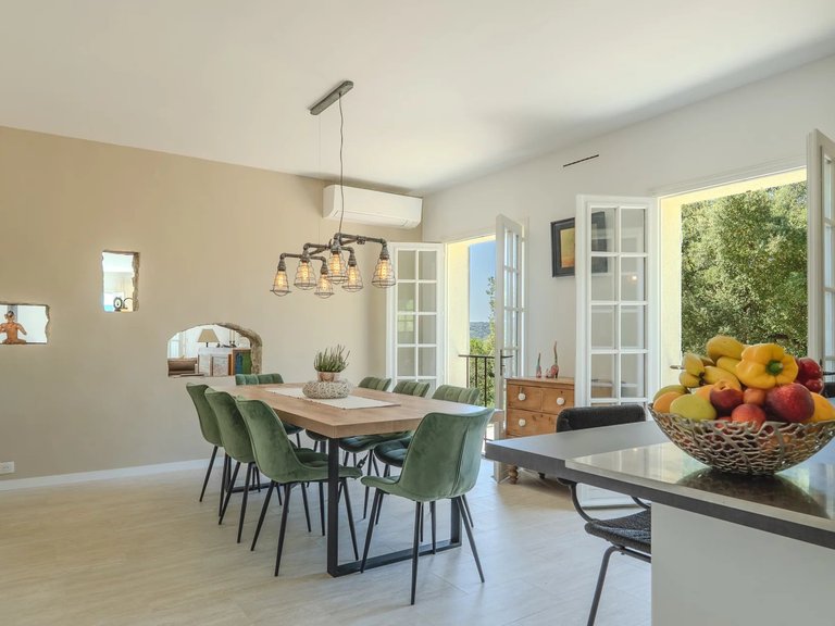Villa for Sale in Peymeinade, Mougins, Valbonne, Grasse Area 18