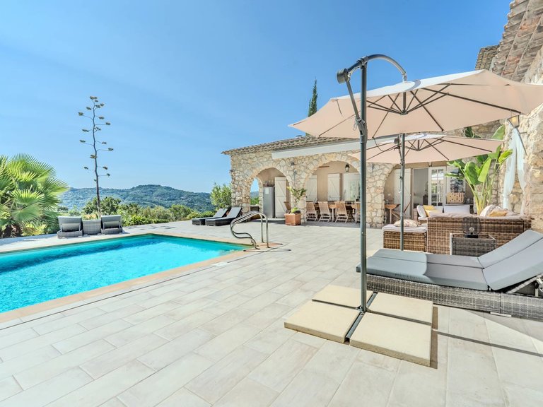 Villa for Sale in Peymeinade, Mougins, Valbonne, Grasse Area 6