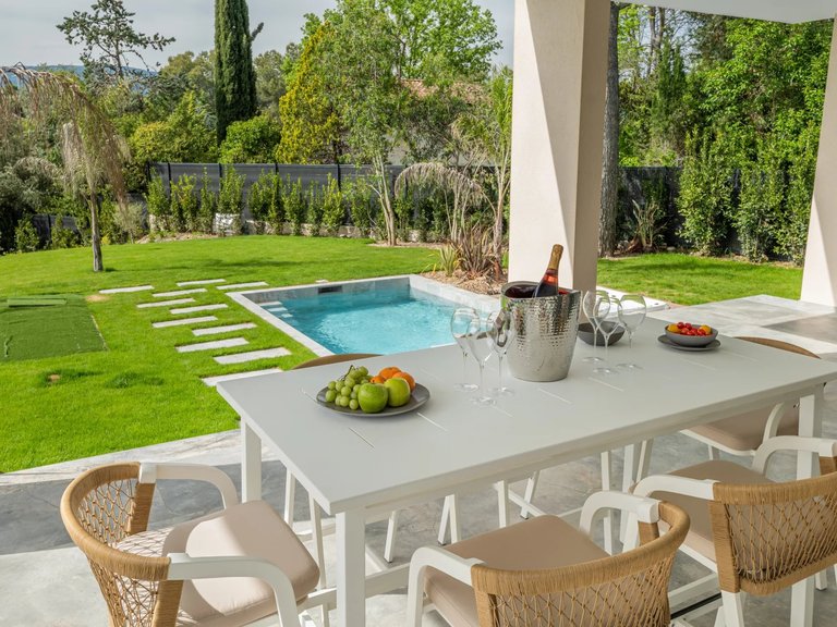 Villa for Sale in Valbonne, Mougins, Valbonne, Grasse Area 4