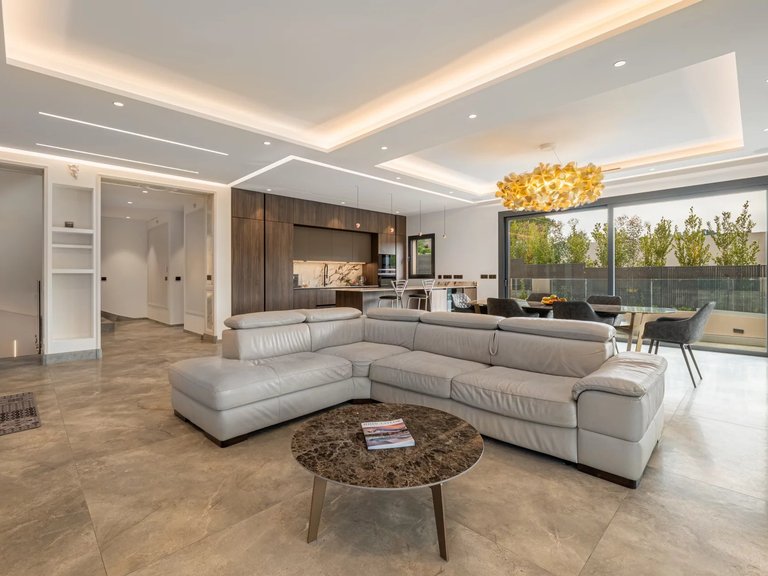 Villa for Sale in Valbonne, Mougins, Valbonne, Grasse Area 10