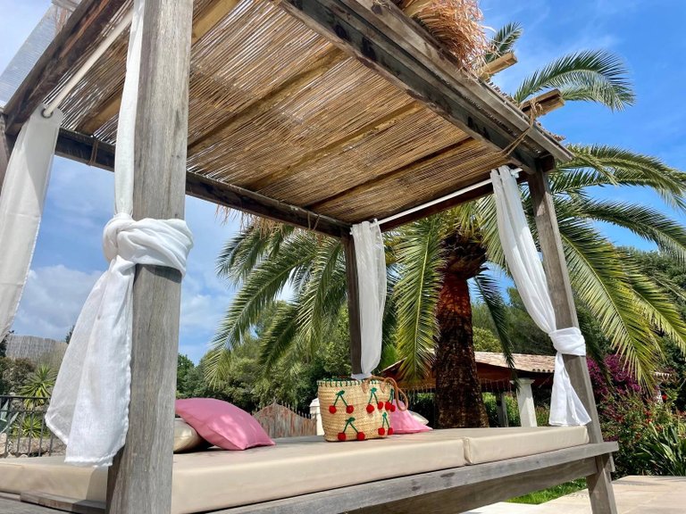 Villa for Sale in Le Rouret, Mougins, Valbonne, Grasse Area 12