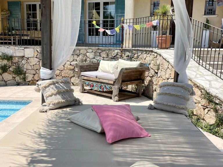Villa for Sale in Le Rouret, Mougins, Valbonne, Grasse Area 16