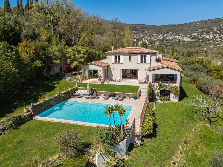 Villa for Sale in Chateauneuf Grasse, Mougins, Valbonne, Grasse Area 7