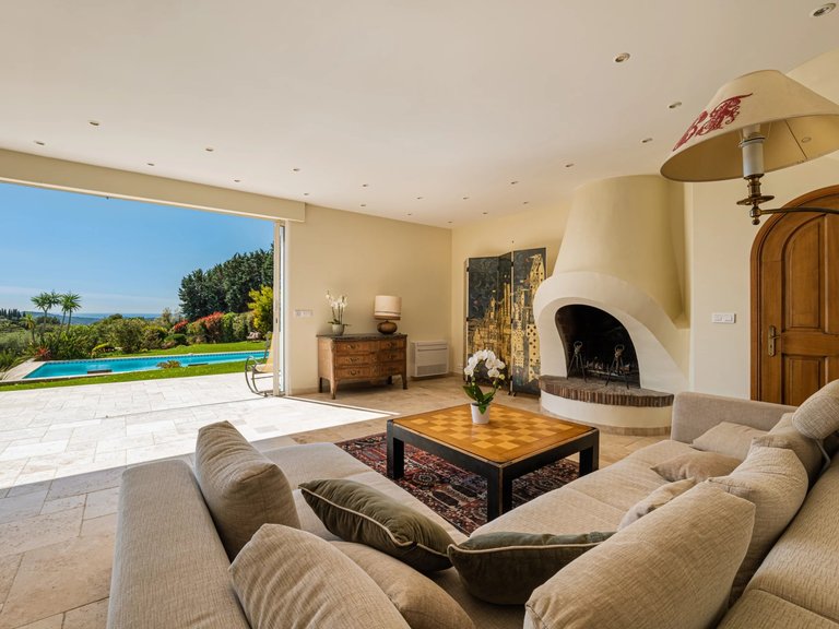 Villa for Sale in Chateauneuf Grasse, Mougins, Valbonne, Grasse Area 13
