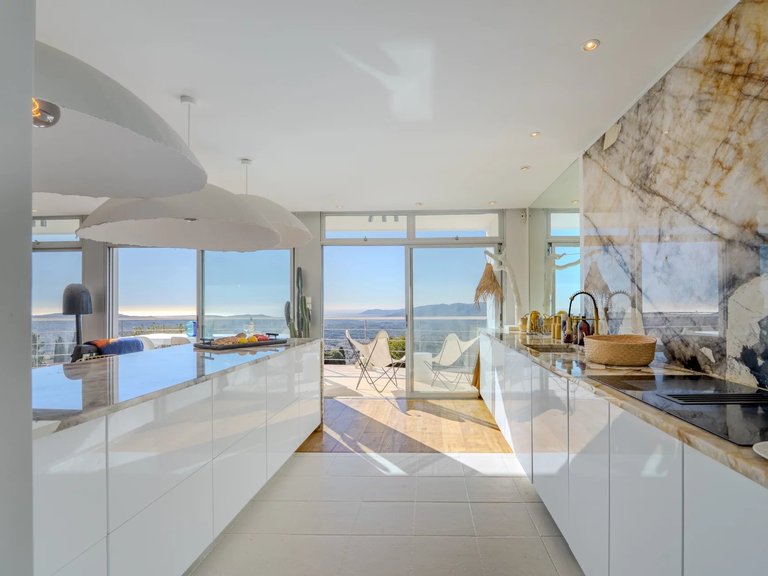 Villa for Sale in Grasse, Mougins, Valbonne, Grasse Area 11