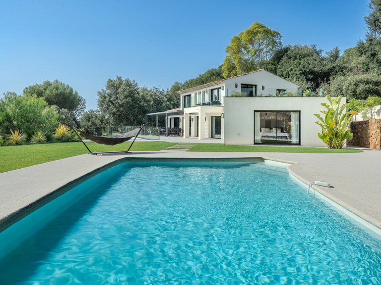 Villa for Sale in Biot, Mougins, Valbonne, Grasse Area 4