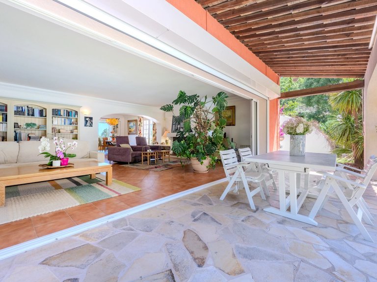 Villa for Sale in Le Rouret, Mougins, Valbonne, Grasse Area 7