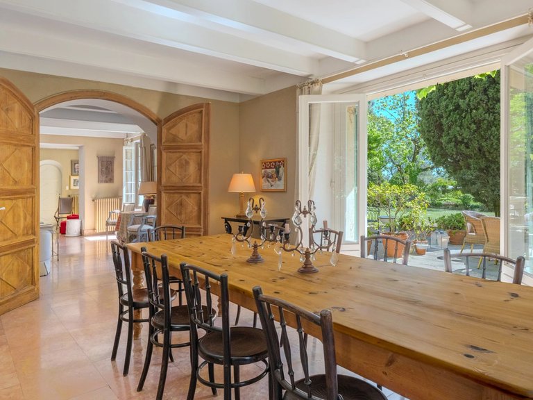 Villa for Sale in Grasse, Mougins, Valbonne, Grasse Area 13