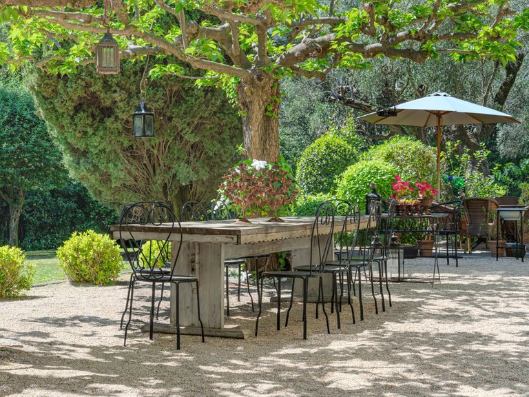 Villa for Sale in Grasse, Mougins, Valbonne, Grasse Area 8