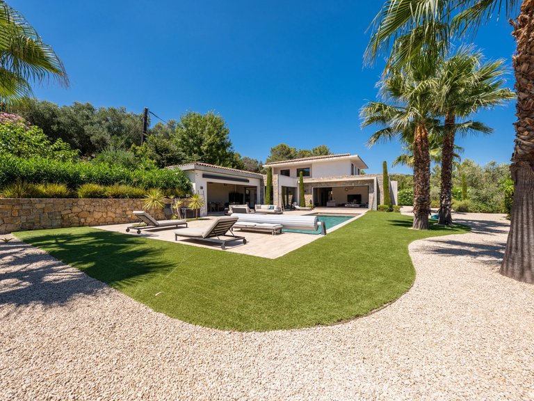 Villa for Sale in Opio, Mougins, Valbonne, Grasse Area 15