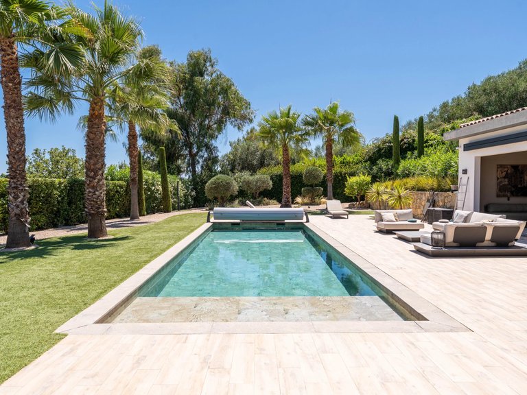 Villa for Sale in Opio, Mougins, Valbonne, Grasse Area 6