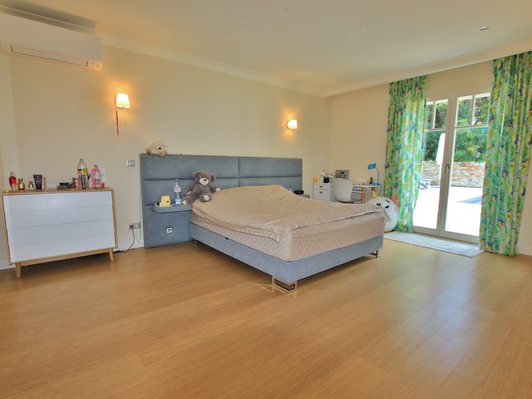 Villa for Sale in Cap D Antibes, Antibes Area 13