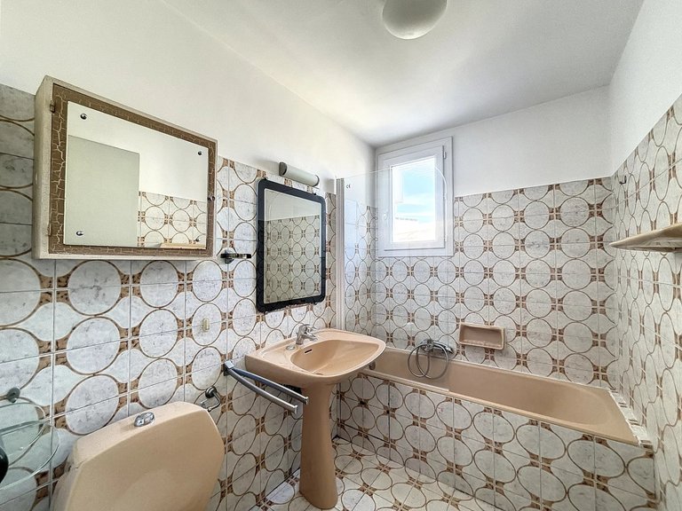 Apartment for Sale in Antibes, Antibes Area 17