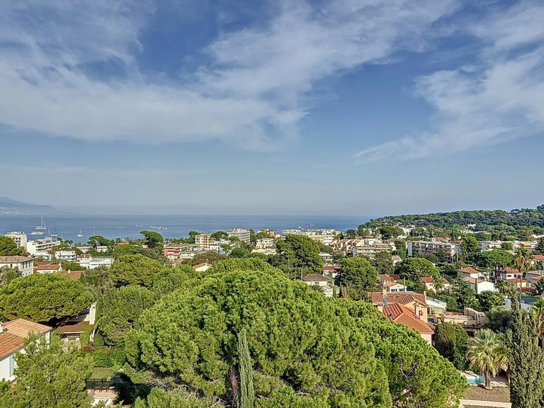 Apartment for Sale in Antibes, Antibes Area 3